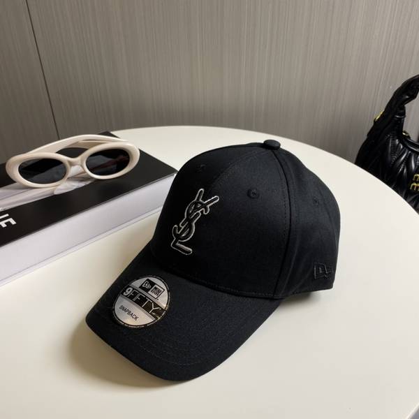 Yves Saint Laurent Hat SLH00026 Yves Saint Laurent Hat SLH00026